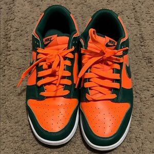Nike dunks low miami hurricanes